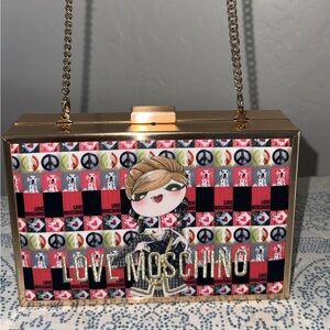 Love Moschino Gold Box Clutch Purse – Chain Strap Novelty Graphic Bag